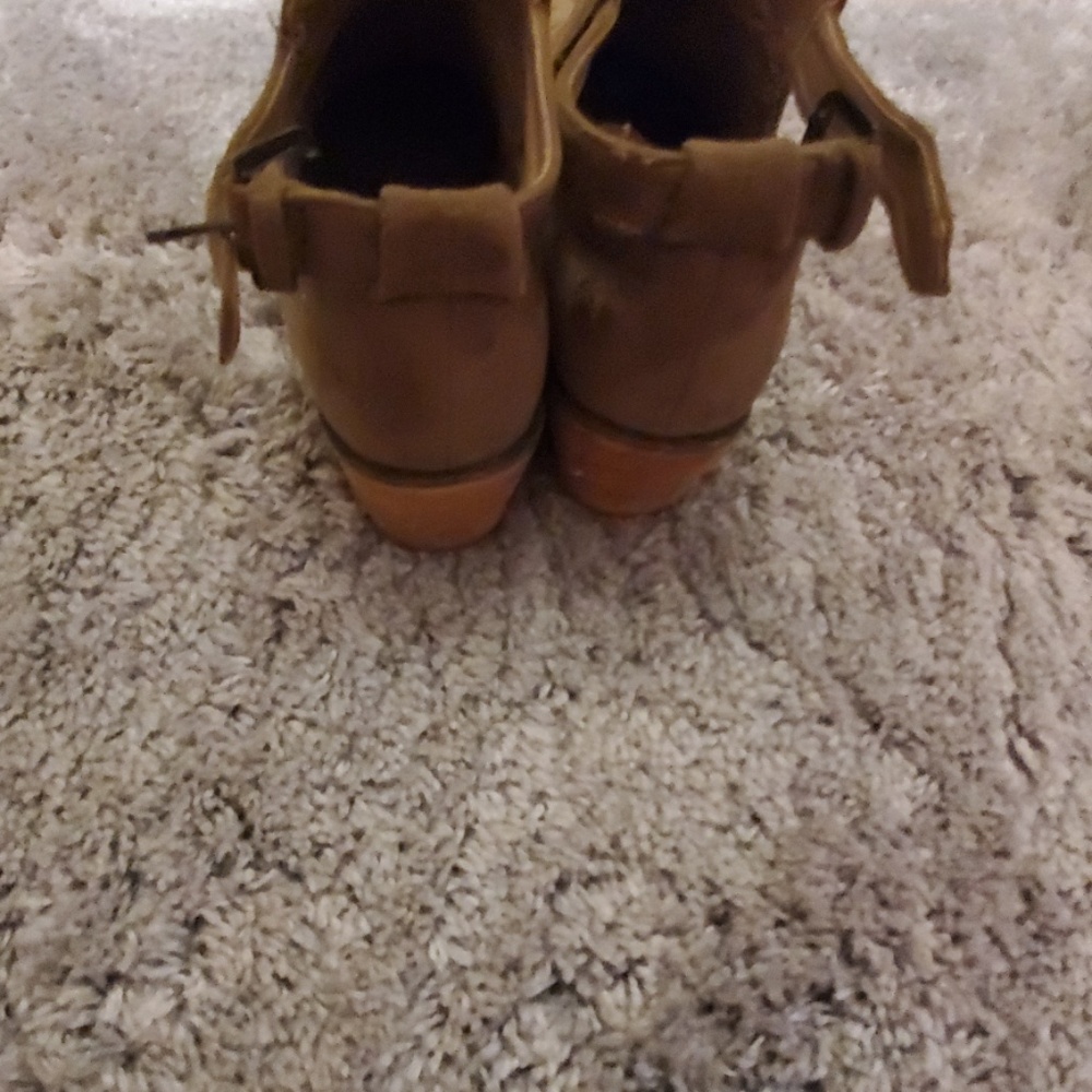 Booties - Picture 4 of 4